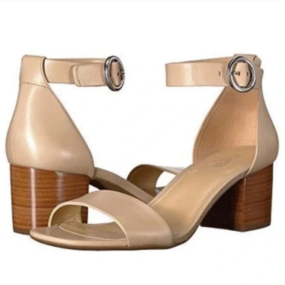 Michael Kors Lena Block Heel Sandal
Color: Bisque  
9.5 M